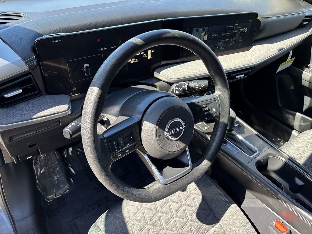 2025 Nissan Kicks SV AWD