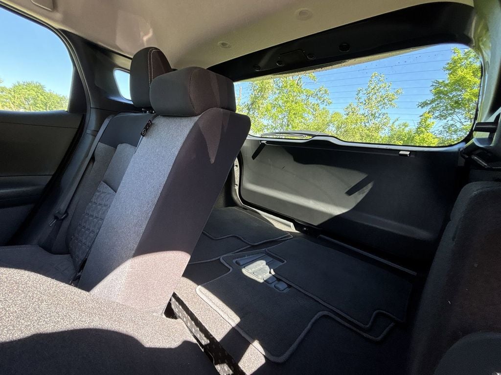 2025 Nissan Kicks SV AWD