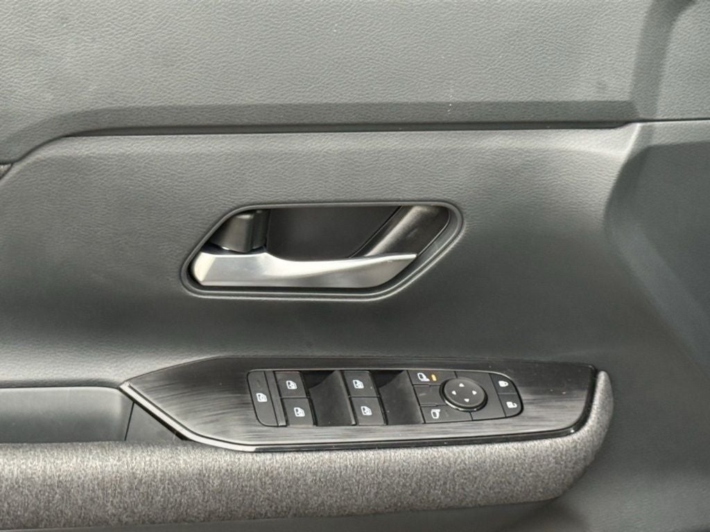 2025 Nissan Kicks SV AWD