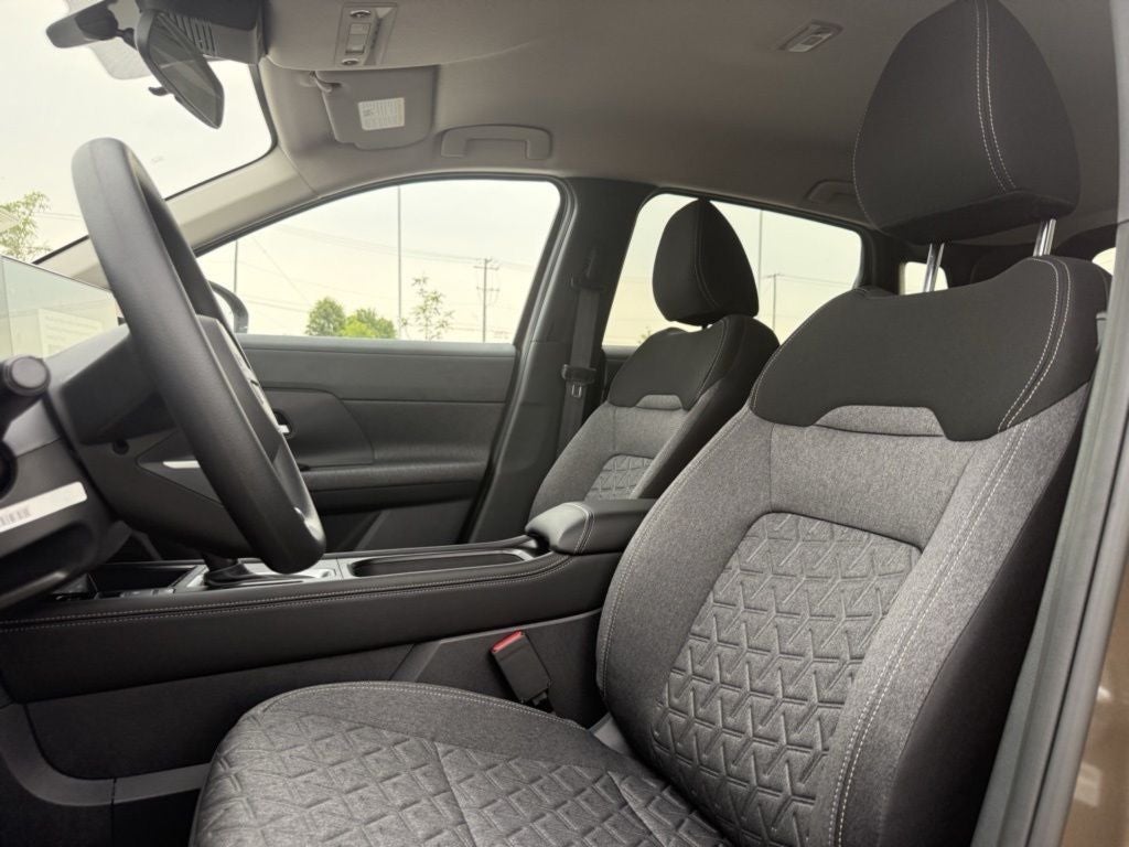 2025 Nissan Kicks SV AWD
