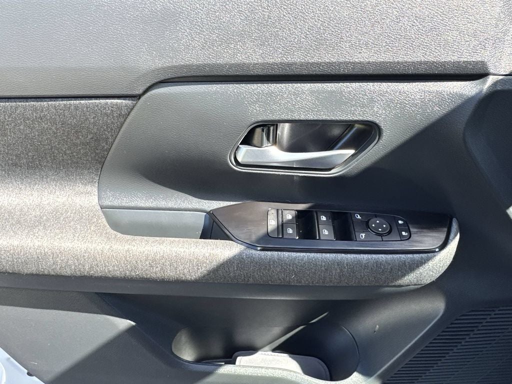 2025 Nissan Kicks SV AWD