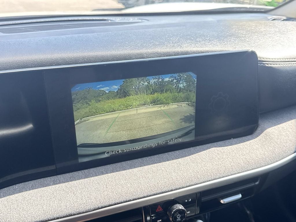 2025 Nissan Kicks SV AWD