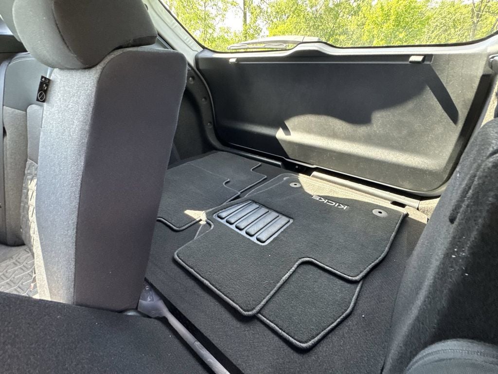2025 Nissan Kicks SV AWD