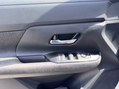2025 Nissan Kicks SV AWD