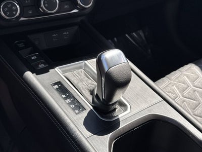 2025 Nissan Kicks SV AWD