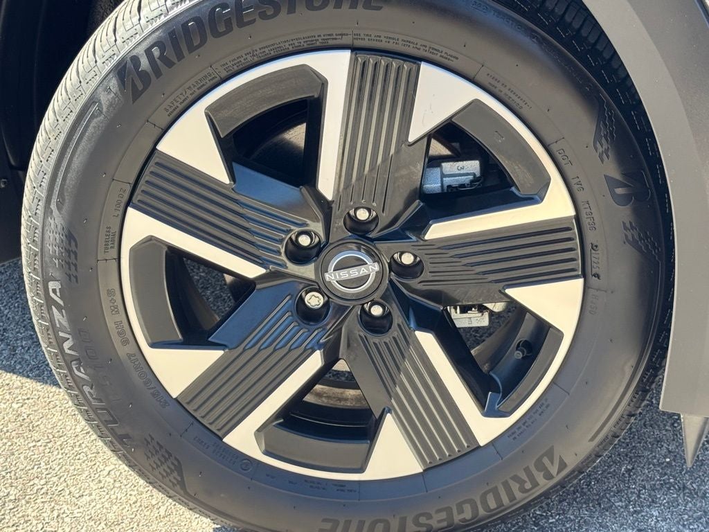 2025 Nissan Kicks SV AWD