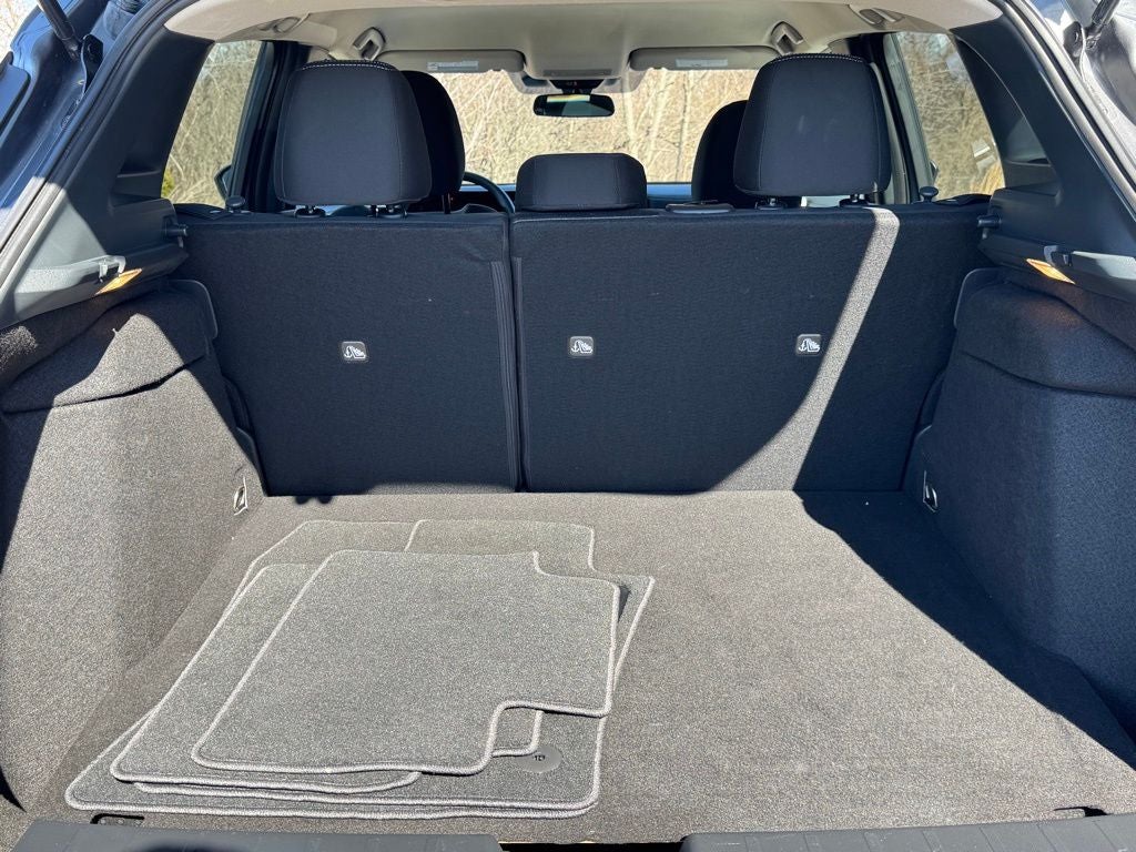 2025 Nissan Kicks SV AWD