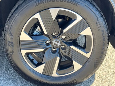 2025 Nissan Kicks SV AWD