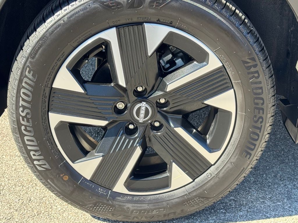 2025 Nissan Kicks SV AWD