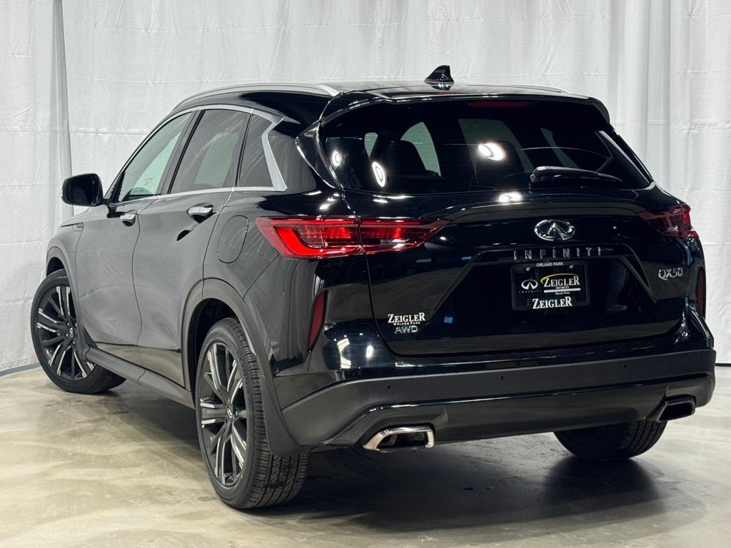 2022 INFINITI QX50 LUXE AWD