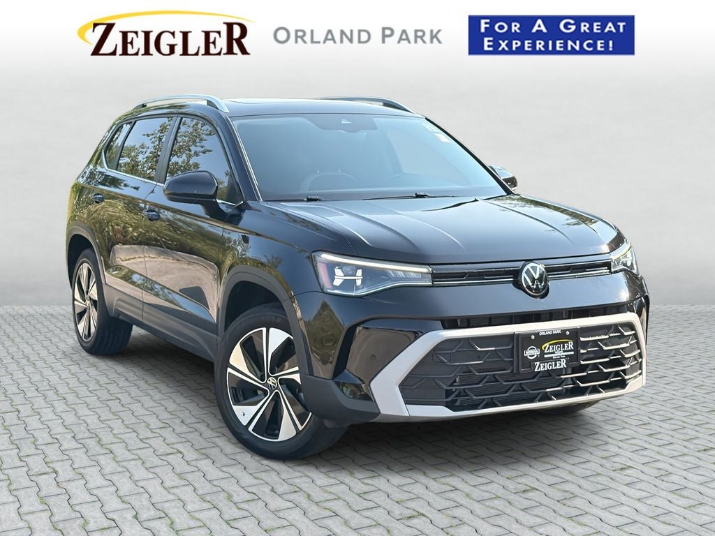 2025 Volkswagen Taos 1.5T SE AWD