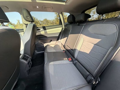 2025 Volkswagen Taos 1.5T SE AWD