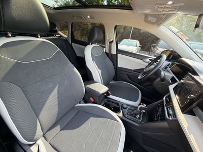 2025 Volkswagen Taos 1.5T SE AWD