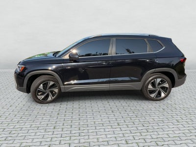 2025 Volkswagen Taos 1.5T SE AWD