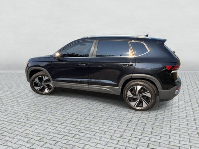 2025 Volkswagen Taos 1.5T SE AWD