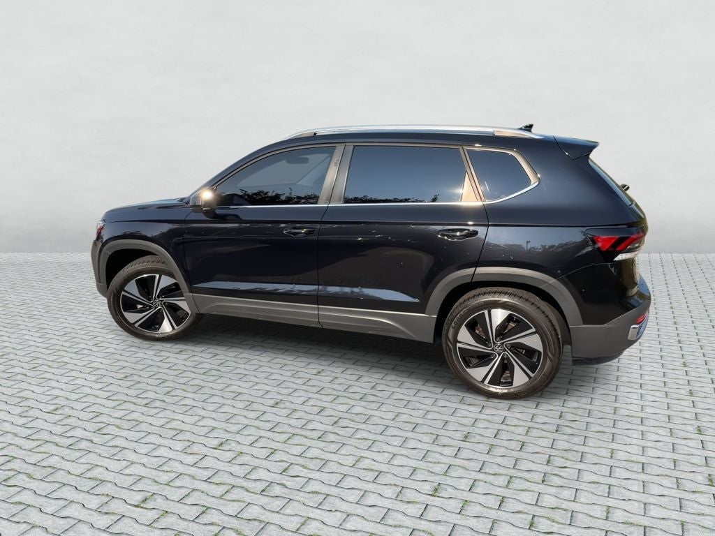 2025 Volkswagen Taos 1.5T SE AWD