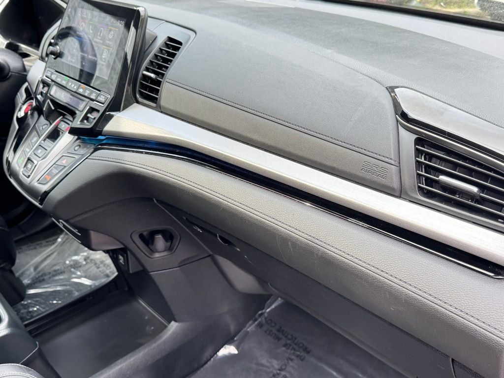 2024 Honda Odyssey Touring FWD