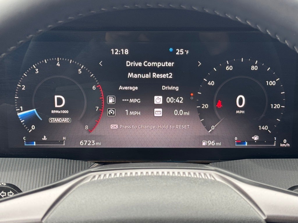 2025 Nissan Murano SV