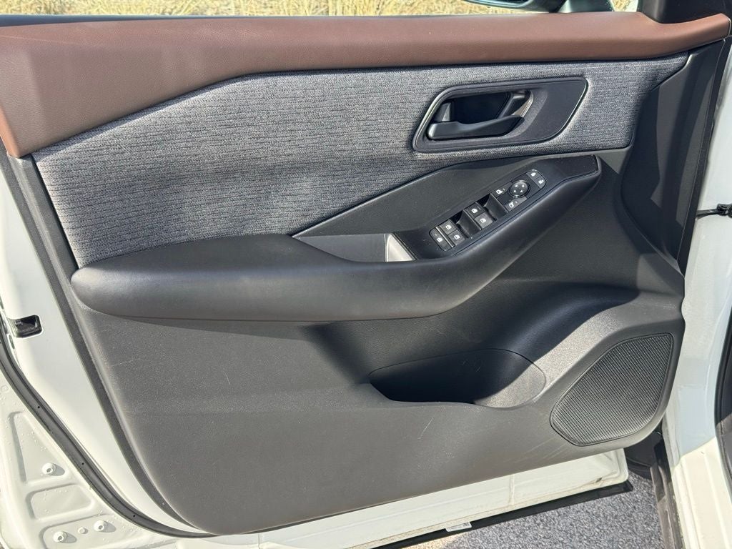 2023 Nissan Rogue S FWD