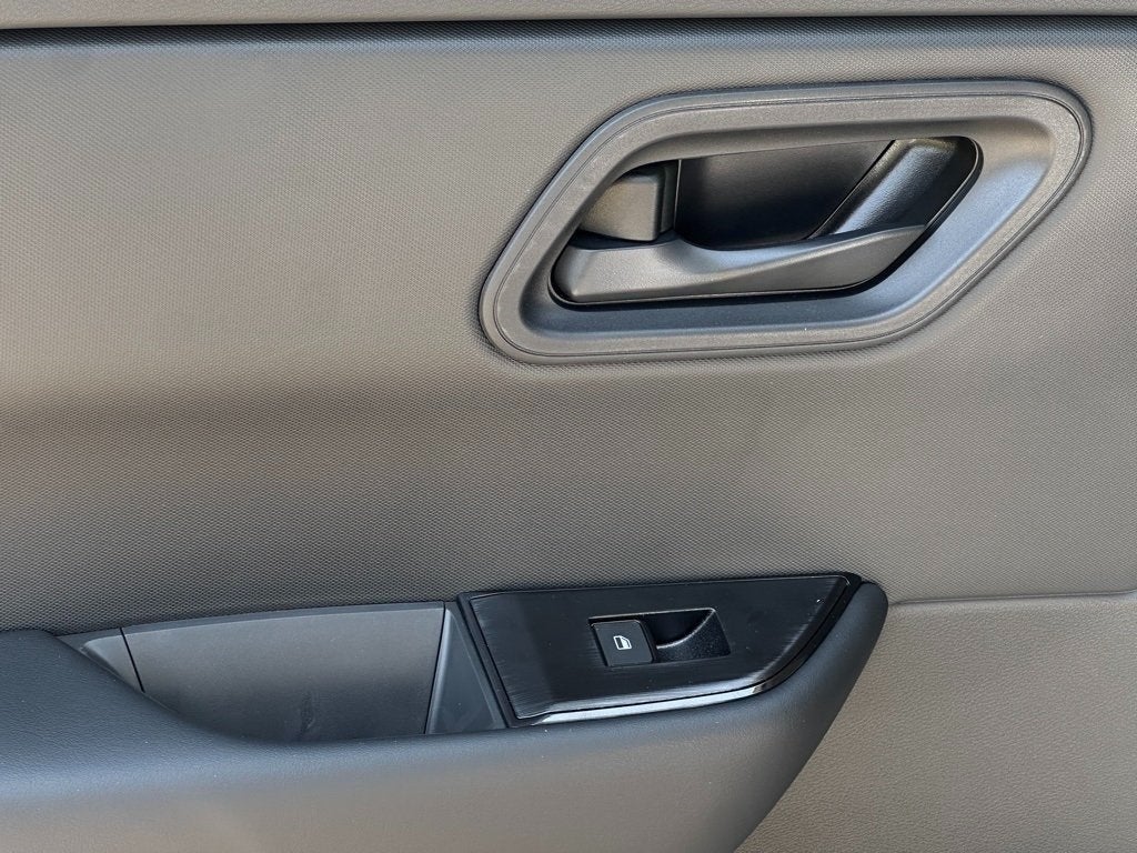 2025 Nissan Rogue S AWD