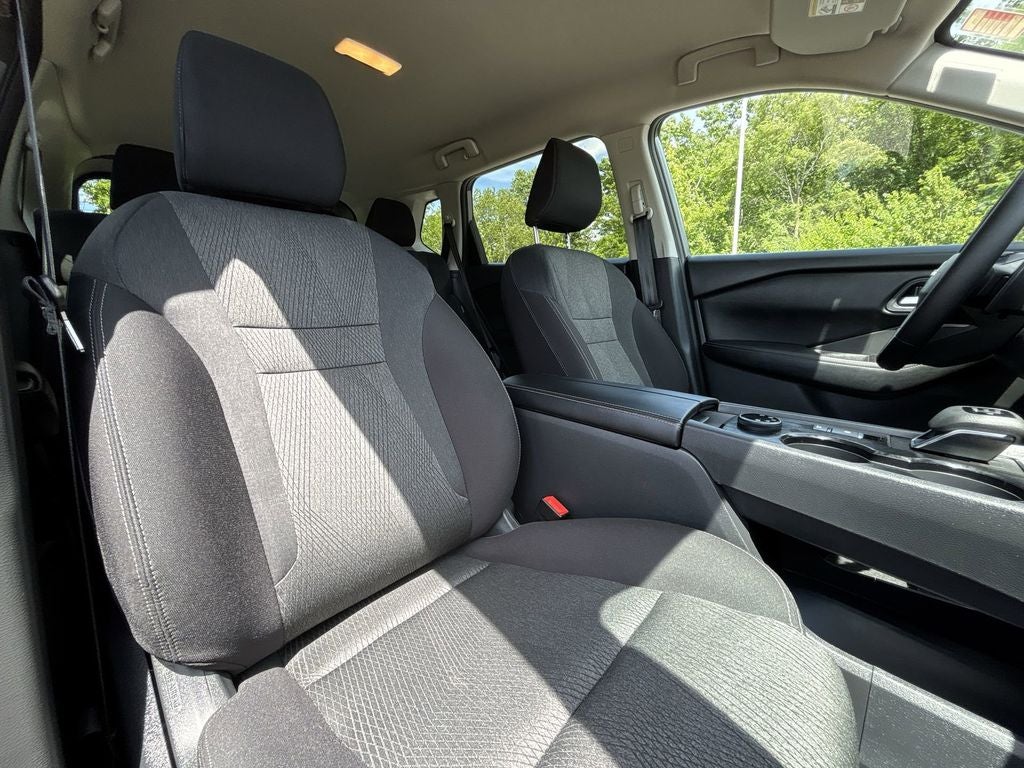 2026 Nissan Rogue SV AWD