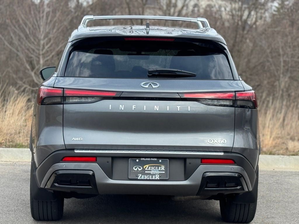 2023 INFINITI QX60 LUXE AWD