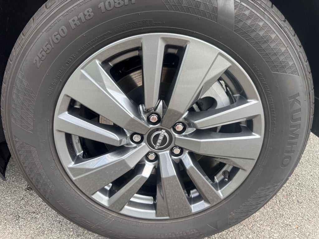 2025 Nissan Pathfinder SV 4WD