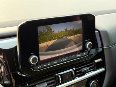 2025 Nissan Pathfinder SV 4WD