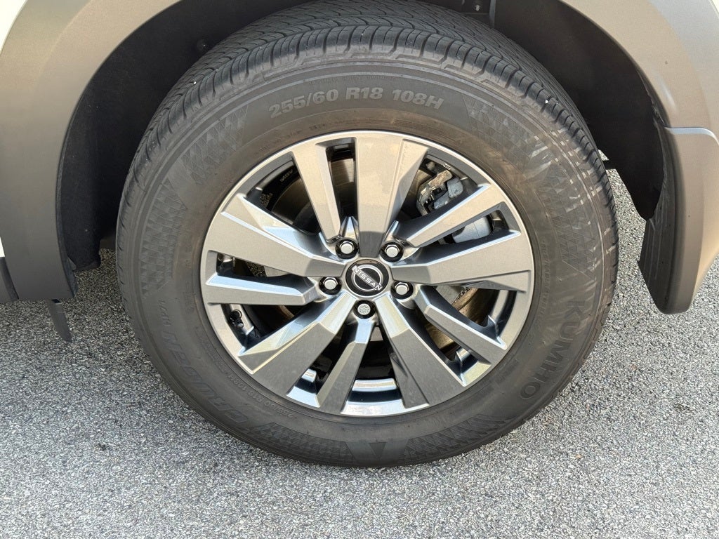 2025 Nissan Pathfinder SV 4WD