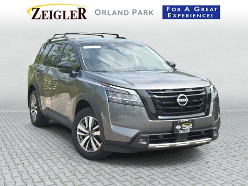 2023 Nissan Pathfinder SL 4WD