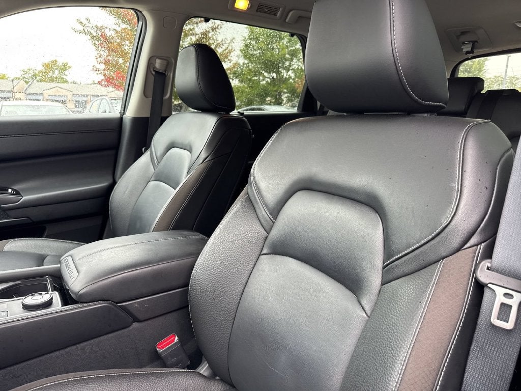 2024 Nissan Pathfinder SL 4WD