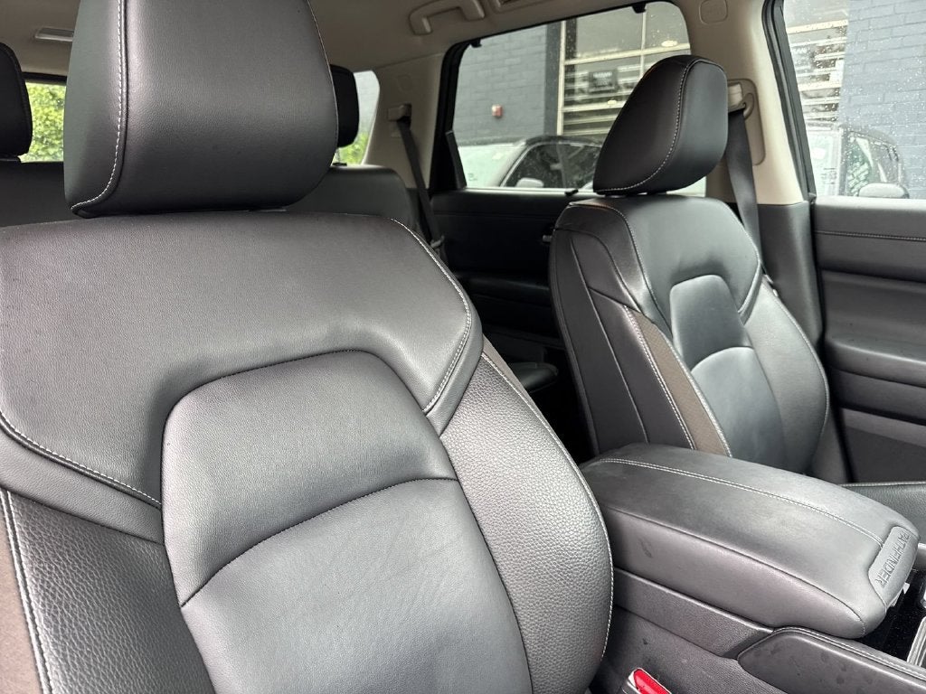 2024 Nissan Pathfinder SL 4WD