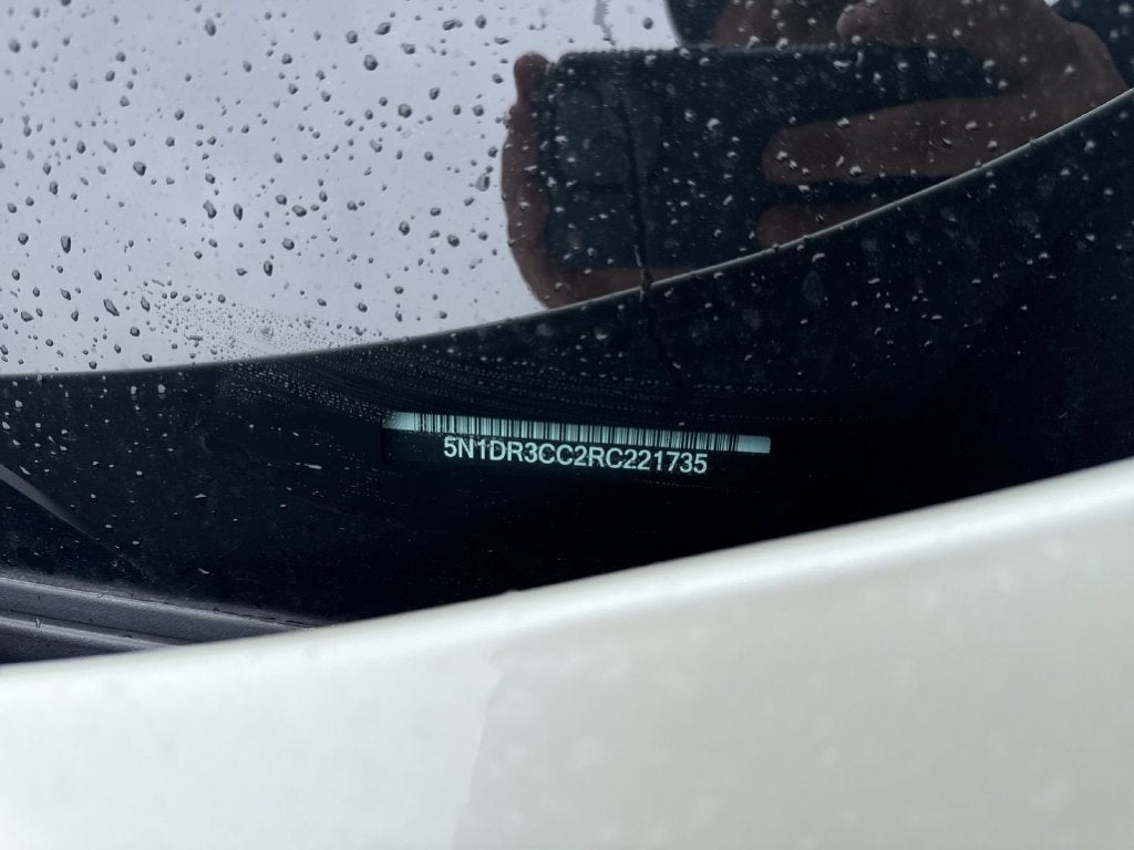 2024 Nissan Pathfinder SL 4WD