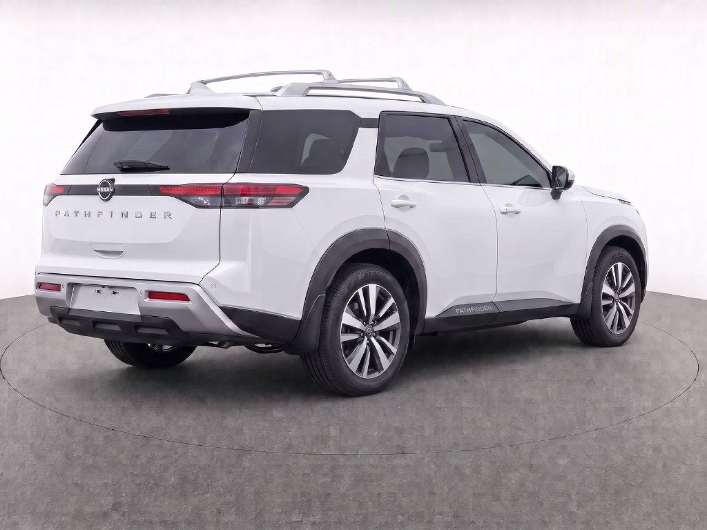 2024 Nissan Pathfinder SL 4WD