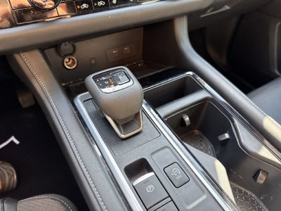2024 Nissan Pathfinder SL 4WD