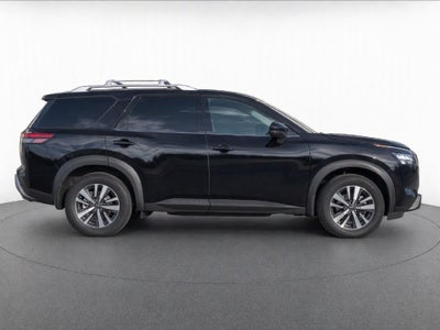 2024 Nissan Pathfinder SL 4WD