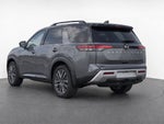 2024 Nissan Pathfinder SL 4WD