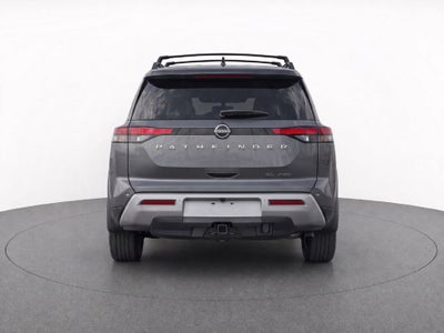 2024 Nissan Pathfinder SL 4WD