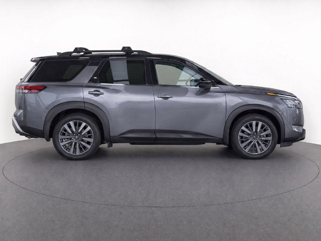 2024 Nissan Pathfinder SL 4WD