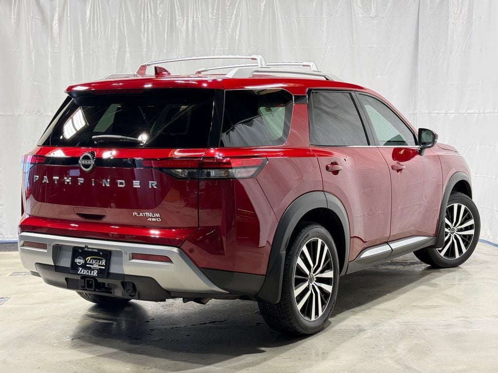 2024 Nissan Pathfinder Platinum