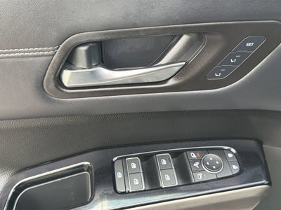 2024 Nissan Pathfinder Platinum 4WD