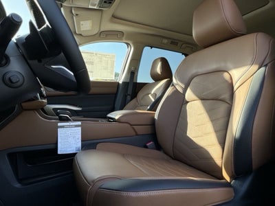 2025 Nissan Pathfinder Platinum 4WD