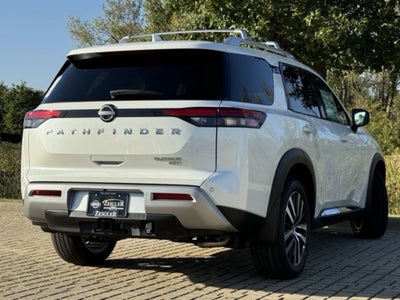 2025 Nissan Pathfinder Platinum 4WD