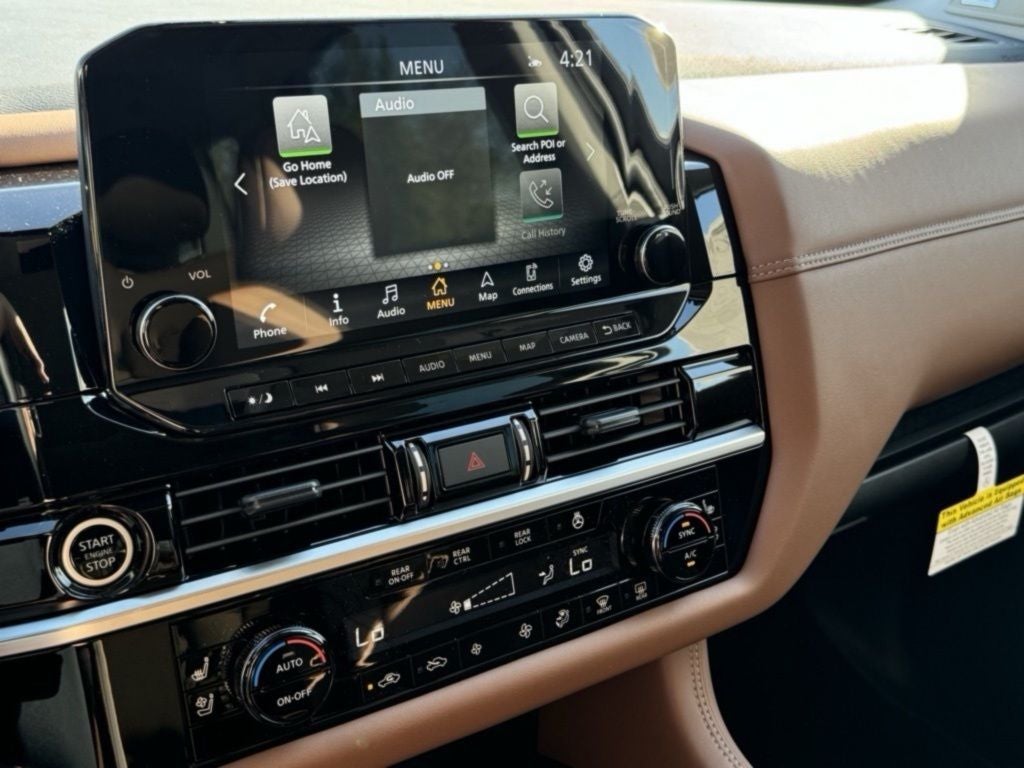 2025 Nissan Pathfinder Platinum 4WD