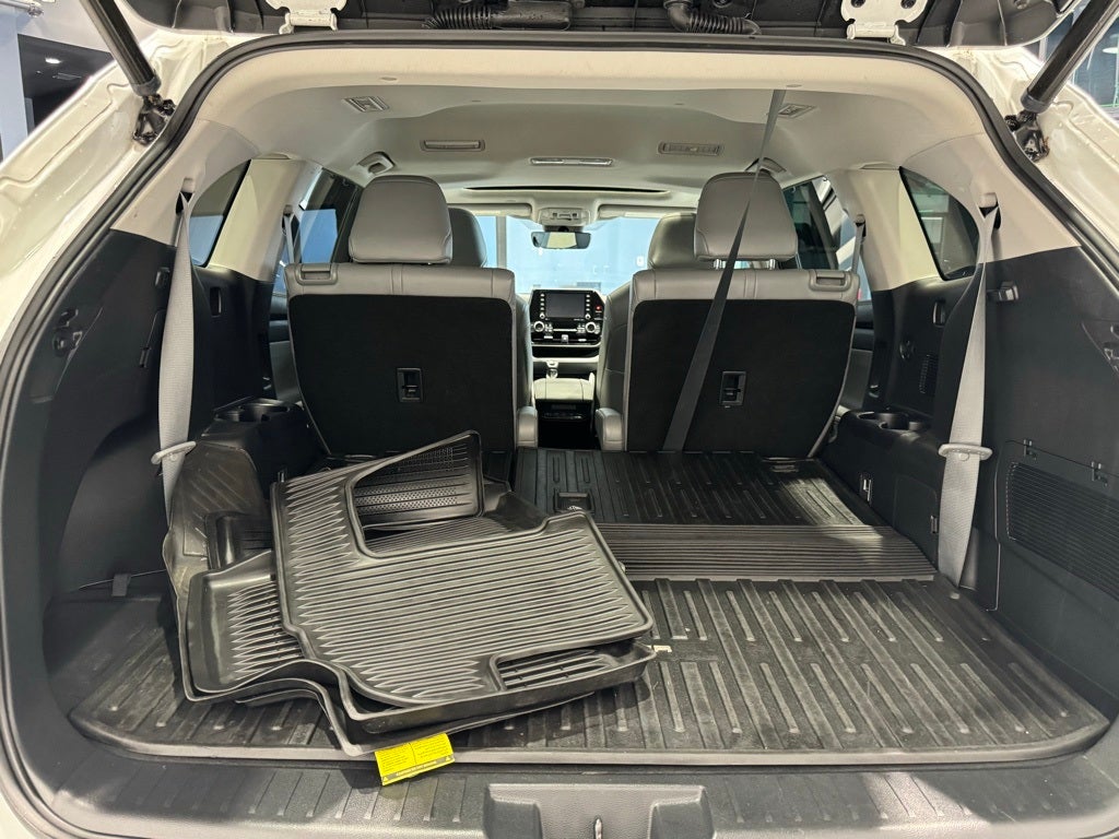 2022 Toyota Highlander XLE AWD