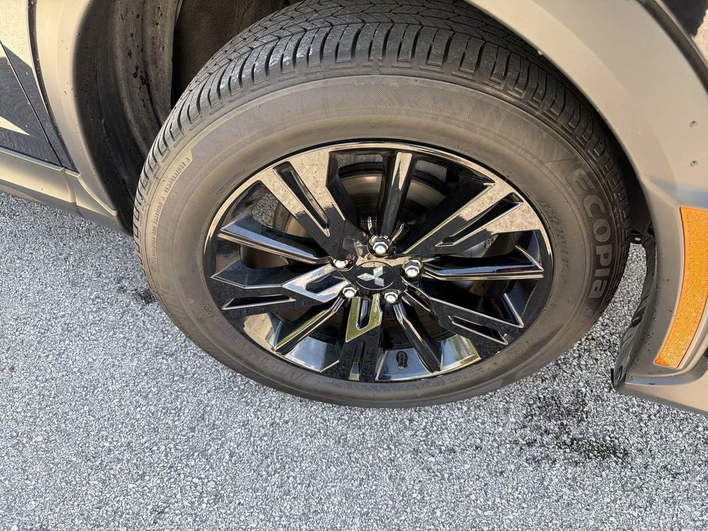 2024 Mitsubishi Eclipse Cross LE
