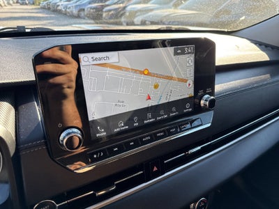 2024 Mitsubishi Outlander Base