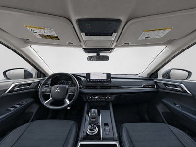 2024 Mitsubishi Outlander Base