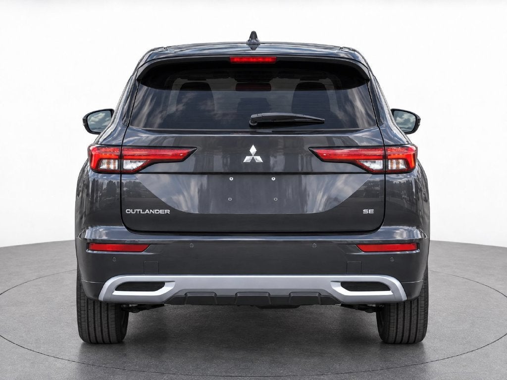 2024 Mitsubishi Outlander Base