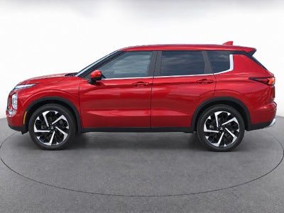 2024 Mitsubishi Outlander Base
